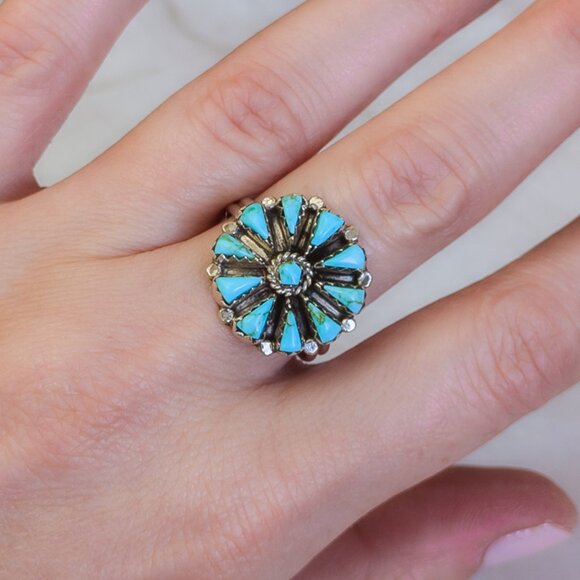 Vintage Zuni-Style Turquoise Sunburst Ring in Sterling – Size 10 - Picture 5 of 5